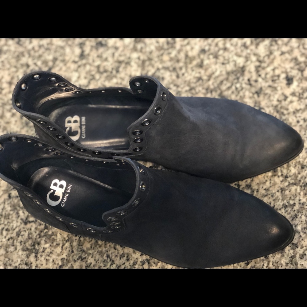 Gianni Bini 
Blue Leather Ankle Boots